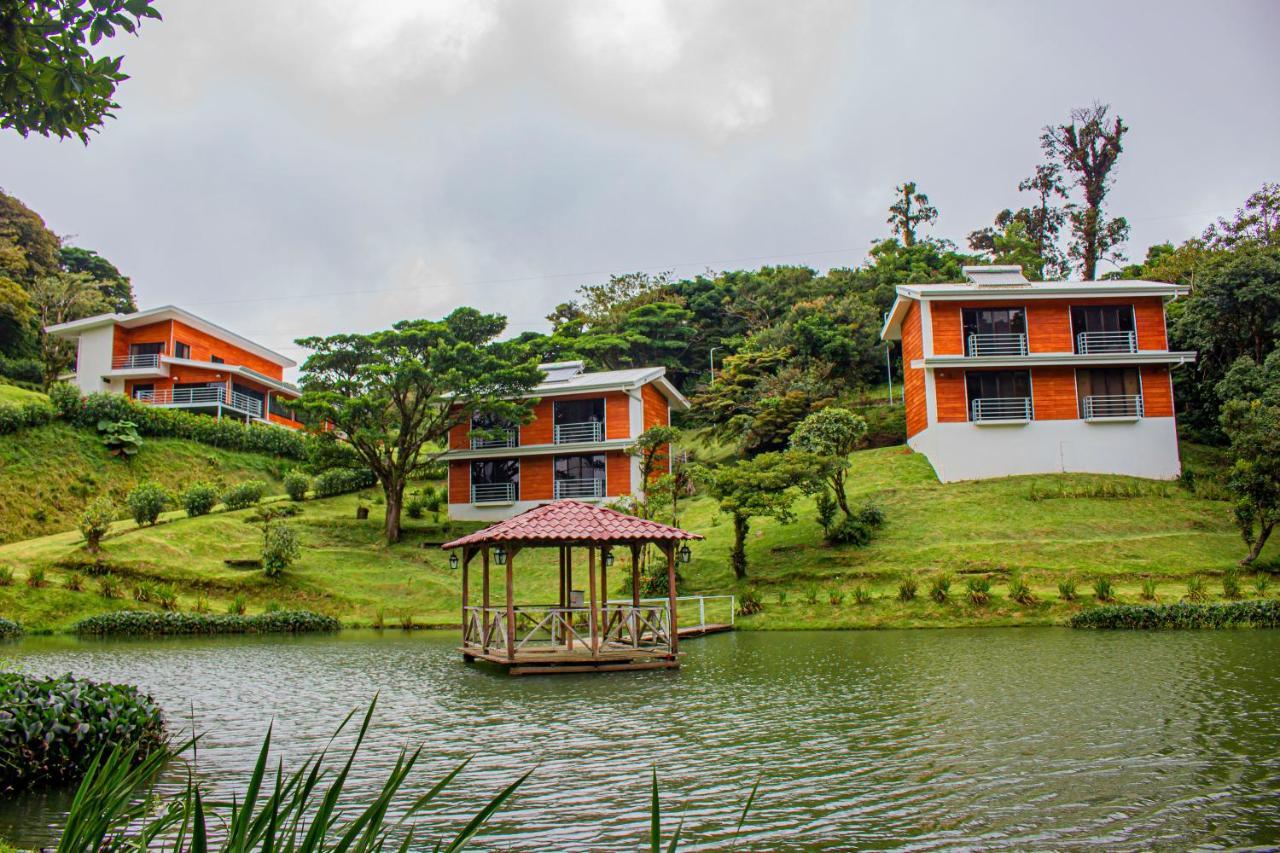 Burbi Lake Lodge Monteverde Buitenkant foto